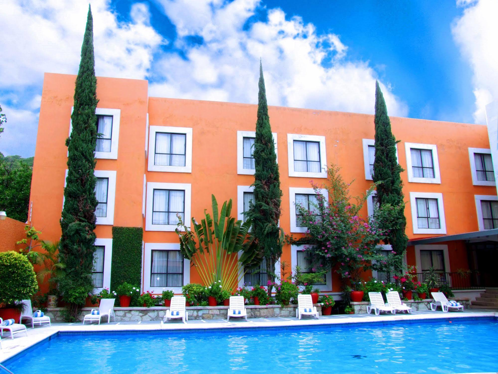 Hotel Oaxaca Dorado, Oaxaca Экстерьер фото